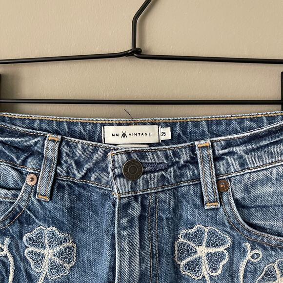 MM Vintage Floral Embroidered Cut Off Shorts - Picture 3 of 4